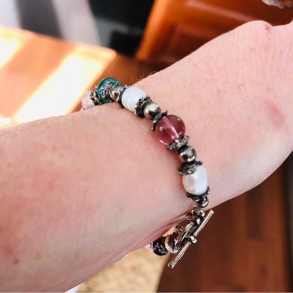 Artisan Freshwater Pearl & Glass Bead Bracelet - Picture 8 of 9